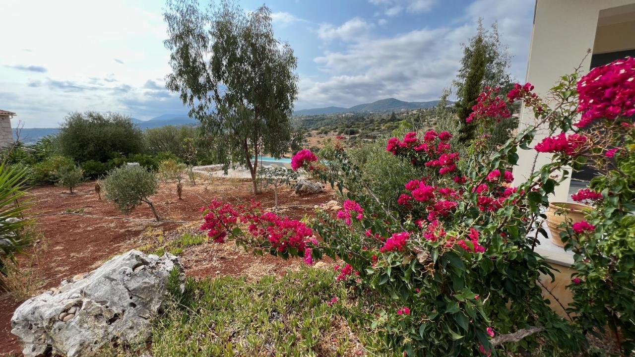 Luxurious Villa At A Unique Spot アギオス・ニコラオス エクステリア 写真