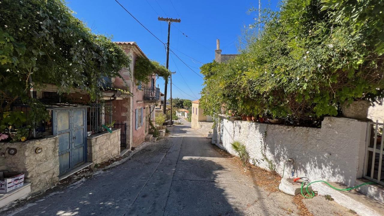 Luxurious Villa At A Unique Spot アギオス・ニコラオス エクステリア 写真